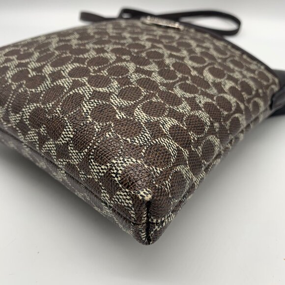 Coach Signature NS Brown Coated Canvas Swingpack Crossbody Bag F1405-52400 - Picture 7 of 12